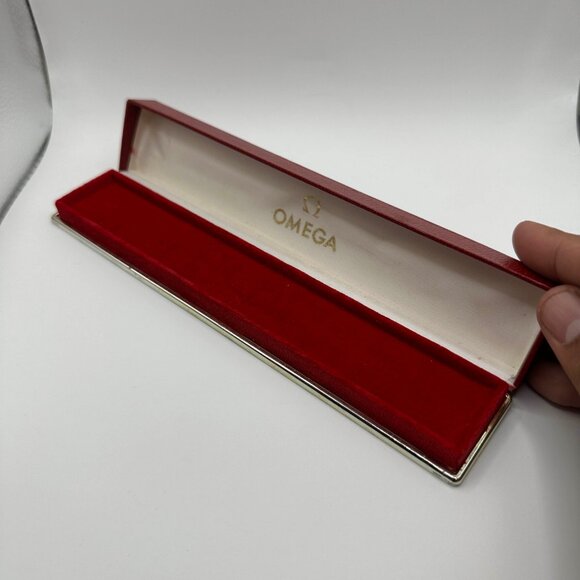 Vintage Omega Geneve Automatic 24mm Ladies Wrist Watch - Picture 12 of 13